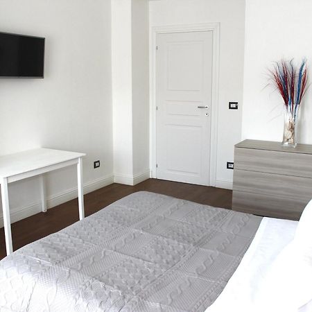 Art Apartment Stazione B Florenz Exterior foto